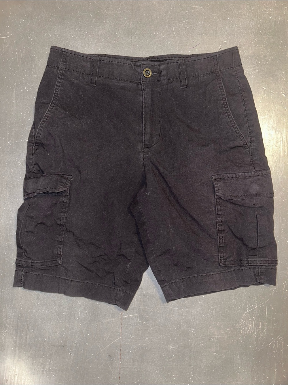 Apt. 9 Black Cargo Shorts with Utility Pockets